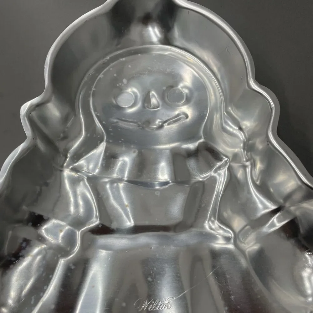 Wilton 1971 Cake Tin Vintage Raggedy Ann Doll Kitsch Cake Pan Jell-O Mold